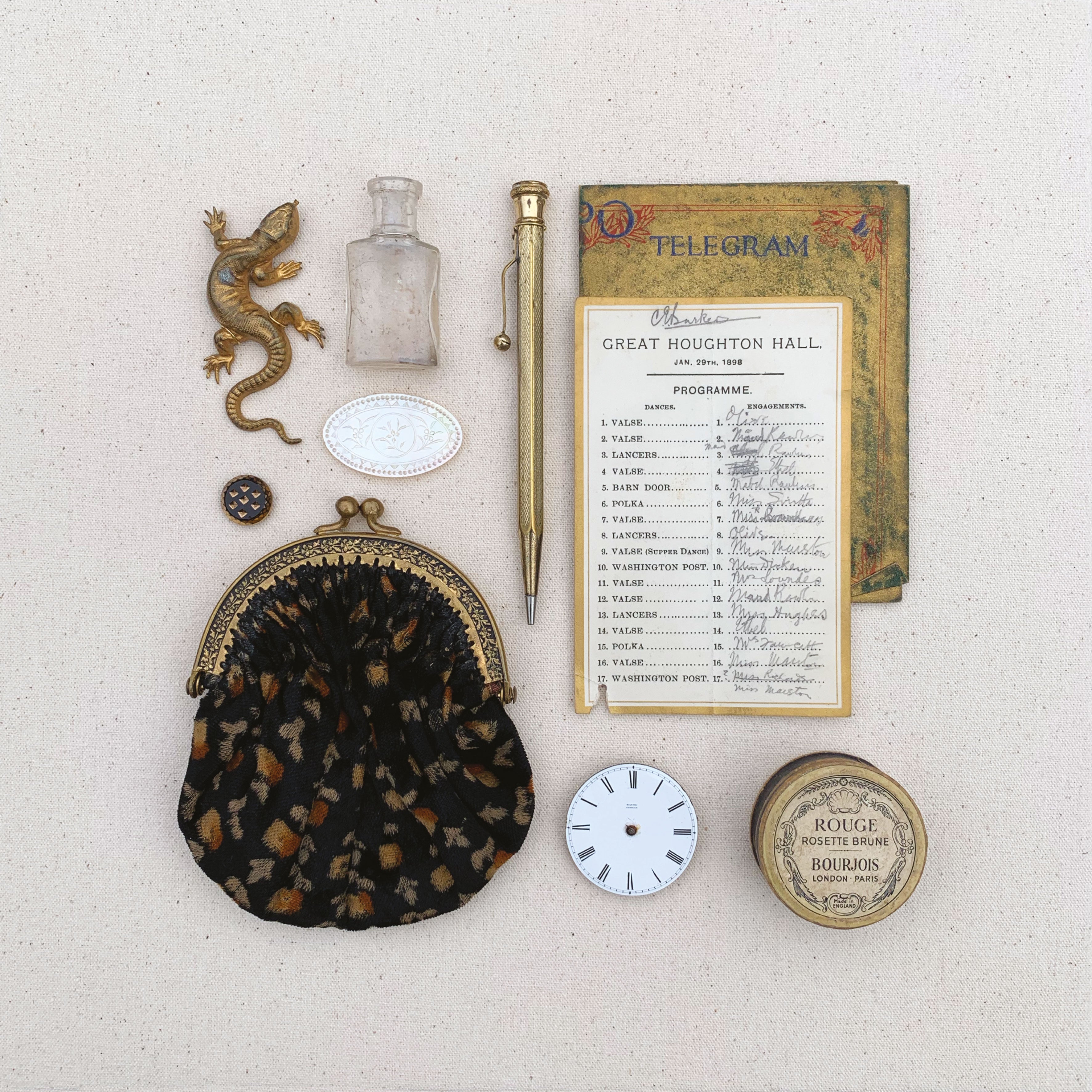 Ladies Bag – Unique Vintage Object Artwork